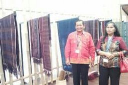 Ulos Samosir di Bali