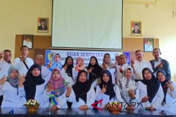 23 Penyuluh KB di HST ikut uji sertifikasi