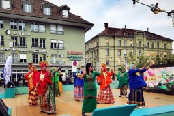 Anging Mammiri-Poco Poco buka "Harmony of Indonesia"