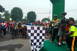 Korem 042 gelar "fun bike" meriahkan HUT TNI