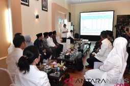 Mendag Enggartiasto dapat gelar doktor kehormatan