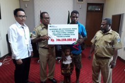 Aparatur kampung di Wondama terima santunan BPJS
