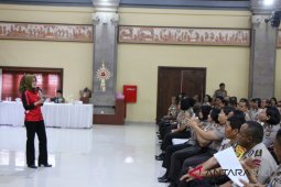 50 Pewira Polda Bali digembleng  revolusi mental