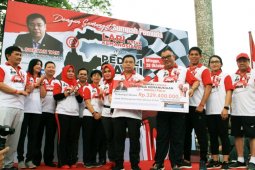 Dana lari kemanusiaan Medan bantu sekolah Palu