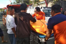 Wisatawan tewas tabrak trotoar di Pecatu-Bali