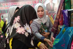 One hour, Pagatan woven cloth sold 20 pieces