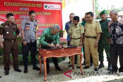 Pemkab HST lindungi Perangkat Desa dengan BPJS Ketenagakerjaan