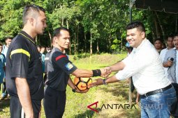 Ketua Askab PSSI Madina buka Liga Desa
