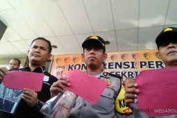 Polres Karawang tangkap oknum BNN dan aktivis