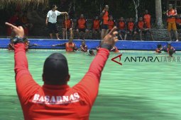 Pelatihan pertolongan air