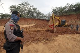 Penyegelan tambang galian C ilegal