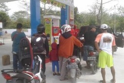 Bupati Lampung Barat permudah izin pendirian SPBU
