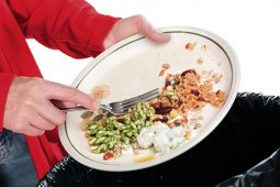 Ramadhan waktu yang tepat  kurangi sampah makanan