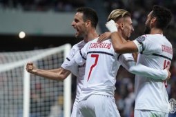 Milan lumat Sassuolo 4-1