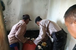 Rumah Terbakar di Ponorogo Diduga Akibat "Handphone"