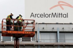 Saham Perancis Senin merosot dengan indeks CAC 40 kehilangan 1,31 persen