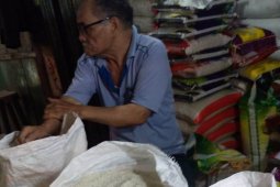 Konsumen minta pemerintah kawal harga kepokmas akhir tahun