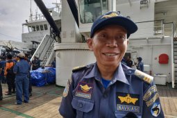 Dua bangkai kapal ganggu pelayaran Alur Barito