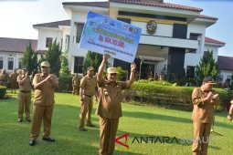 Pemkab Deliserdang serahkan bantuan untuk korban gempa Palu