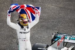 Hamilton Juara Dunia F1 Kelima Kalinya