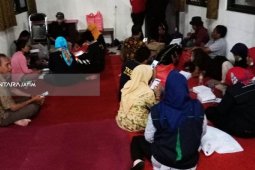 100 Warga Korban Bencana Gempa-Tsunami Palu Mengungsi di Surabaya