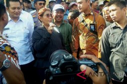Menteri Susi prihatinkan merosotnya harga ikan nelayan
