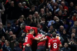 Kalahkan Fulham, Manchester United naik peringkat empat