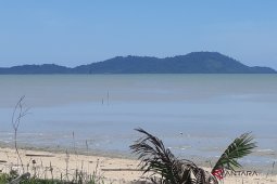 Pemancangan tiang dermaga Pelabuhan Kijing