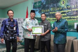 Green Pen Award for South Kalimantan Governor
