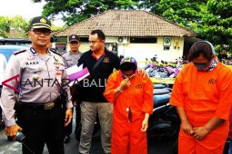 Polsek Ubud tahan dua ibu gelapkan 51 motor