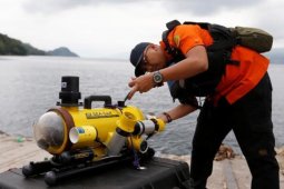Robot penyelam diterjunkan cari pesawat Lion Air