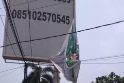 Bawaslu Banten Tertibkan 8.049 APK Diduga Melanggar