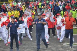 Bupati bersama seribu warga ikut senam HKN