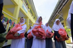 SMA 1 Gorontalo Galang Dana Bagi Sulteng
