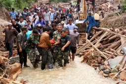 Polda: Banjir Madina 11 orang meninggal