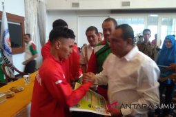 Peprov Sumut serahkan tali asih kepada atlet difabel