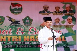Bupati Tapsel hadiri peringatan Hari Santri Nasional
