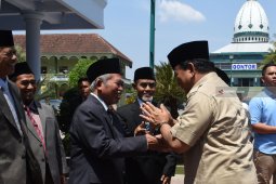 Prabowo Bersilaturahim Dengan Pimpinan Pondok Gontor