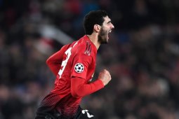 Fellaini Cetak Gol Di Pengujung Laga, Manchester United Lewati Grup H