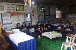 Antam Fasilitasi Kader Posyandu Lansia Toras Belian Studi Banding ke Pontianak