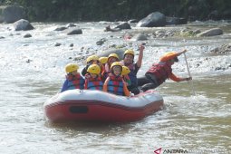 Hiking Bocah bisa jadi wisata rafting alternatif untuk anak-anak