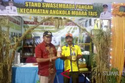 Tamatan SMA ubah sampah plastik menjadi premium