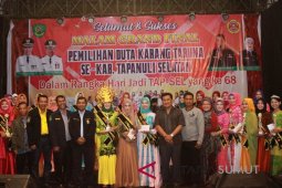 Siska Weni Pulungan juara "Boru Namora" 2018