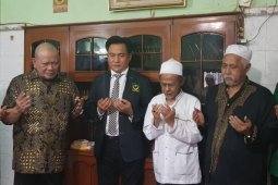 Pengasuh Sidogiri Doakan PBB dan La Nyalla Lolos ke Senayan