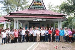 Bupati Madina akan lakukan kunjungan balasan ke Malaysia