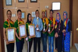 ULM sabet tiga piala Festival Tari Borneo 2018 di Malaysia