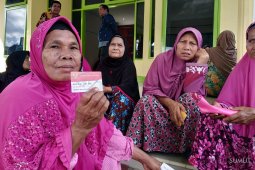 Masyarakat Padangsidimpuan senang terima BPNT