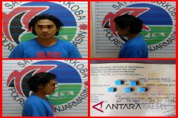 Polisi tangkap pria bawa lima butir "instragram"