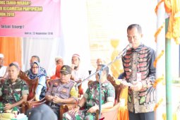 Manunggal tuntung pandang di Desa Bumi Asih