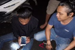 Dua buruh pelaku penjambretan dibekuk polisi